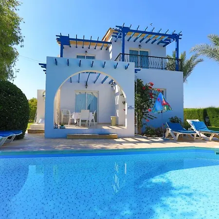 Lemon Grove Ena Villa