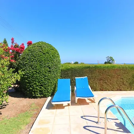 Lemon Grove Ena * Argaka