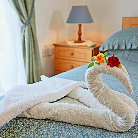 Lemon Grove Ena * Argaka