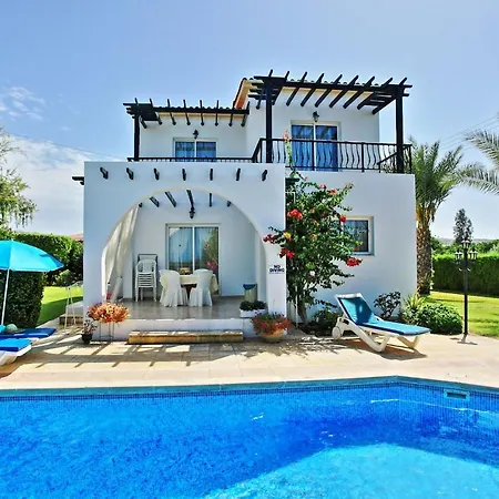 Lemon Grove Ena Argaka