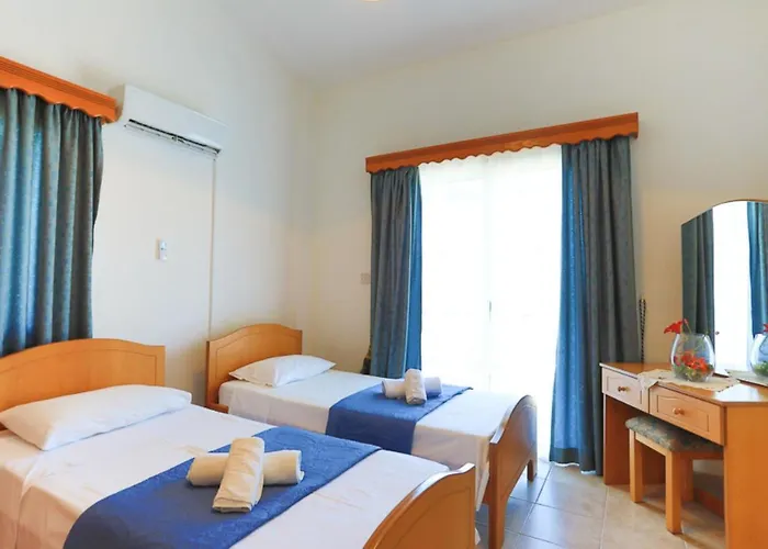 Lemon Grove Ena * Argaka