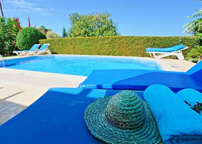 Lemon Grove Ena Vila *